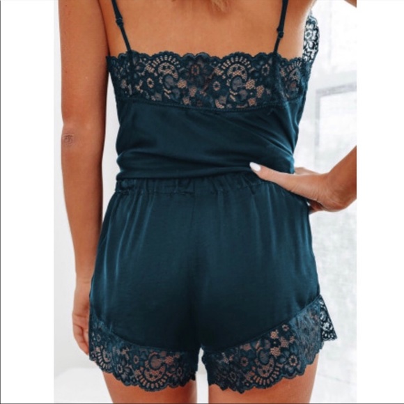 Lace cami set top and bottom - Picture 5 of 8